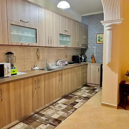 Vlora's Serenity Point Appartamento *